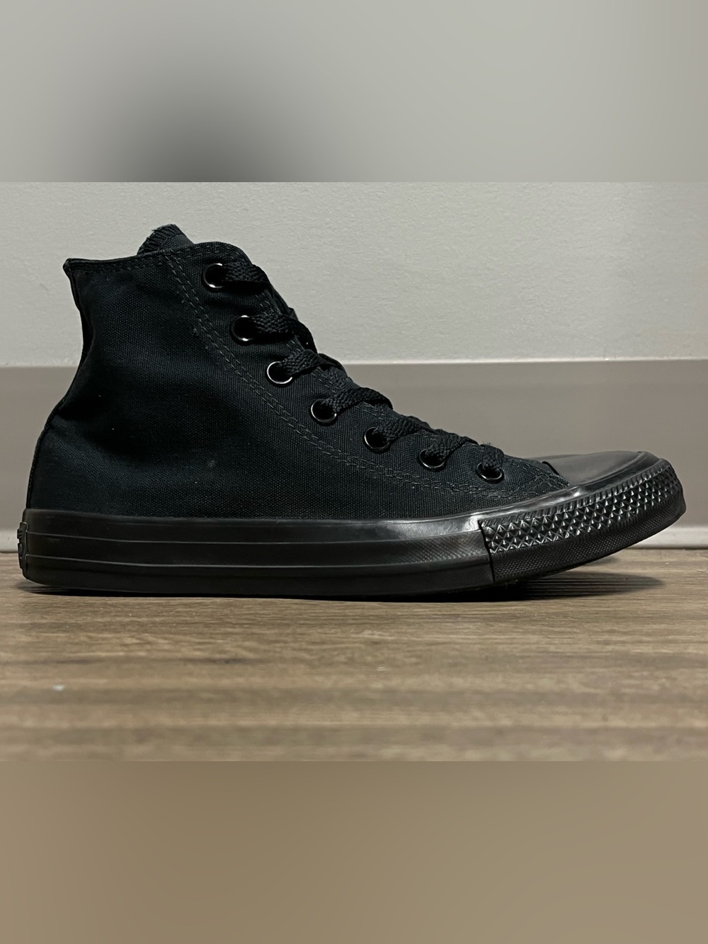 Converse Chuck Taylor All-Star Black Monochrome High Top - Women’s 8/Men’s 6 - Picture 4 of 14